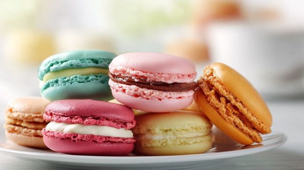 Découvrez comment un tourne disque peut sublimer vos desserts